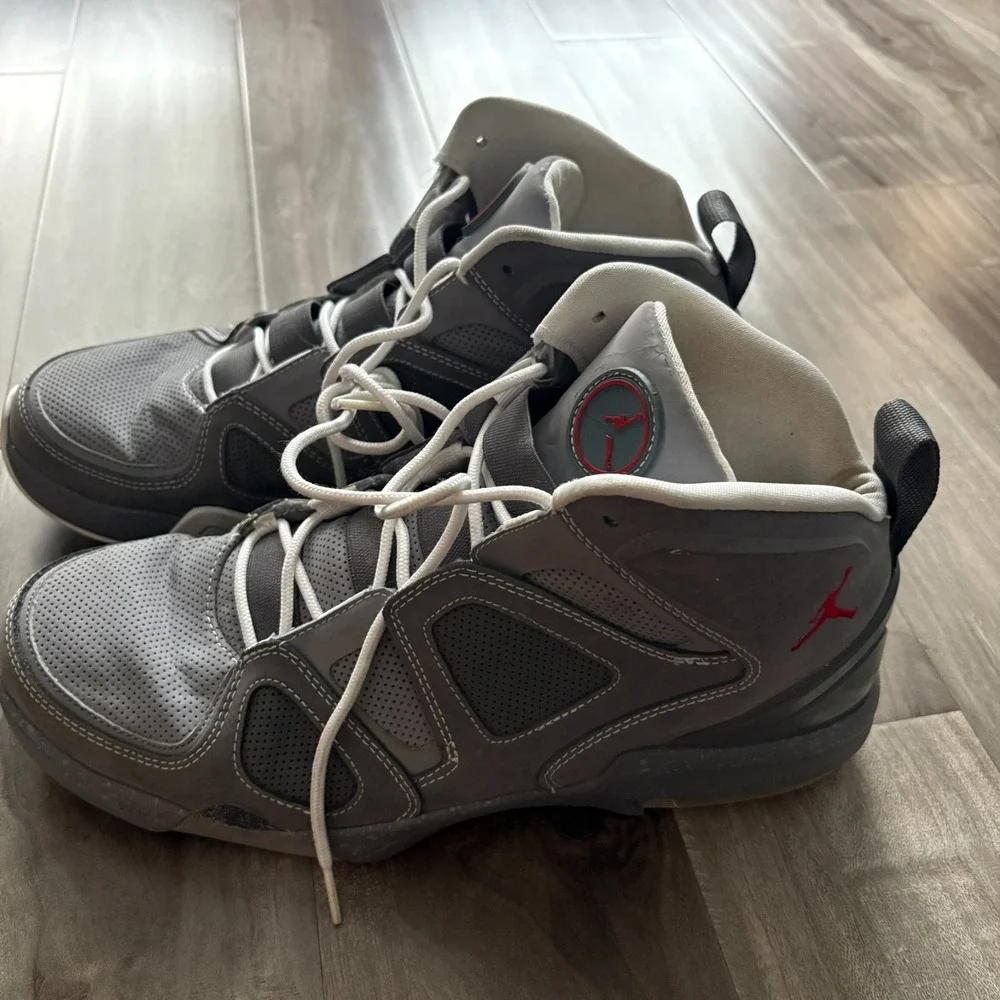 Jordan CP3.IV 4 Cool Grey Red 2010  414924-008 Men's US 12 AS IS DAMAGED